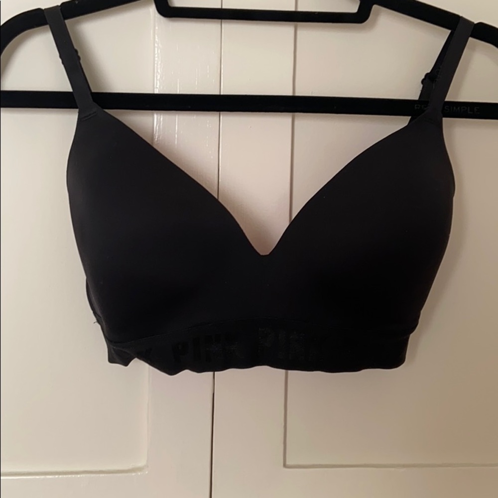 NWOT Victoria’s Secret no wire bra